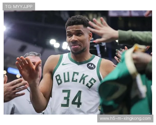 字母哥转换速度凌厉,雄鹿拿下关键得分