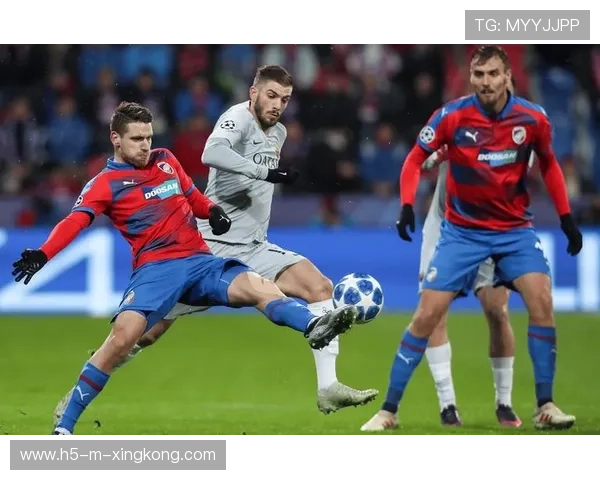 本菲卡在比赛中凭借整体配合拿到关键胜利的启示